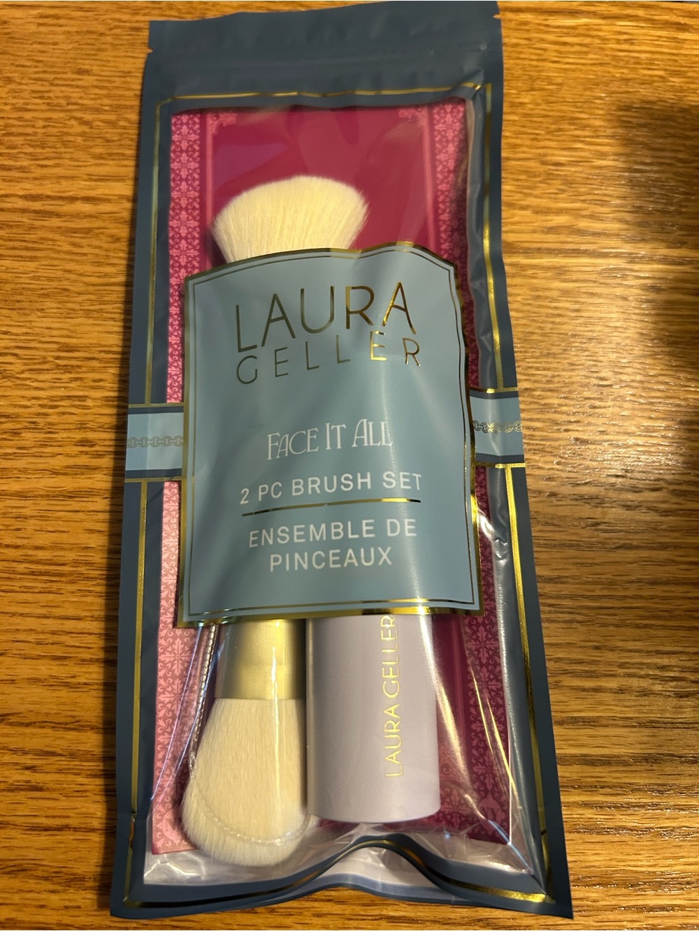 Laura Geller 2-Piece Makeup Brush Set - Pink & White Limited edition! Sealed!